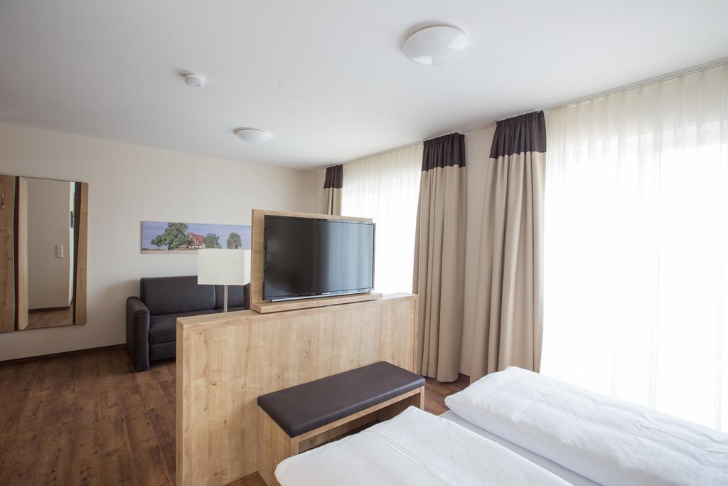 Sonnenhalde Landgasthof Bieg Neuler Room photo